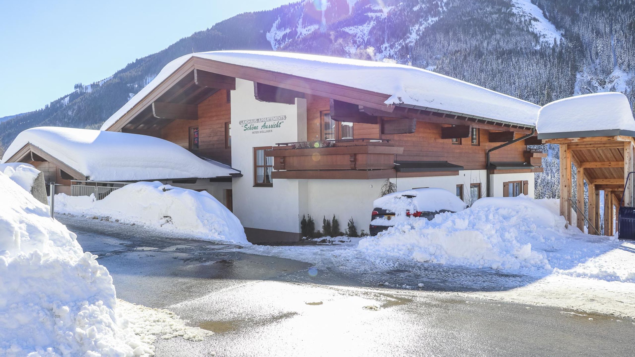 Blick frontal auf das Ferienhaus